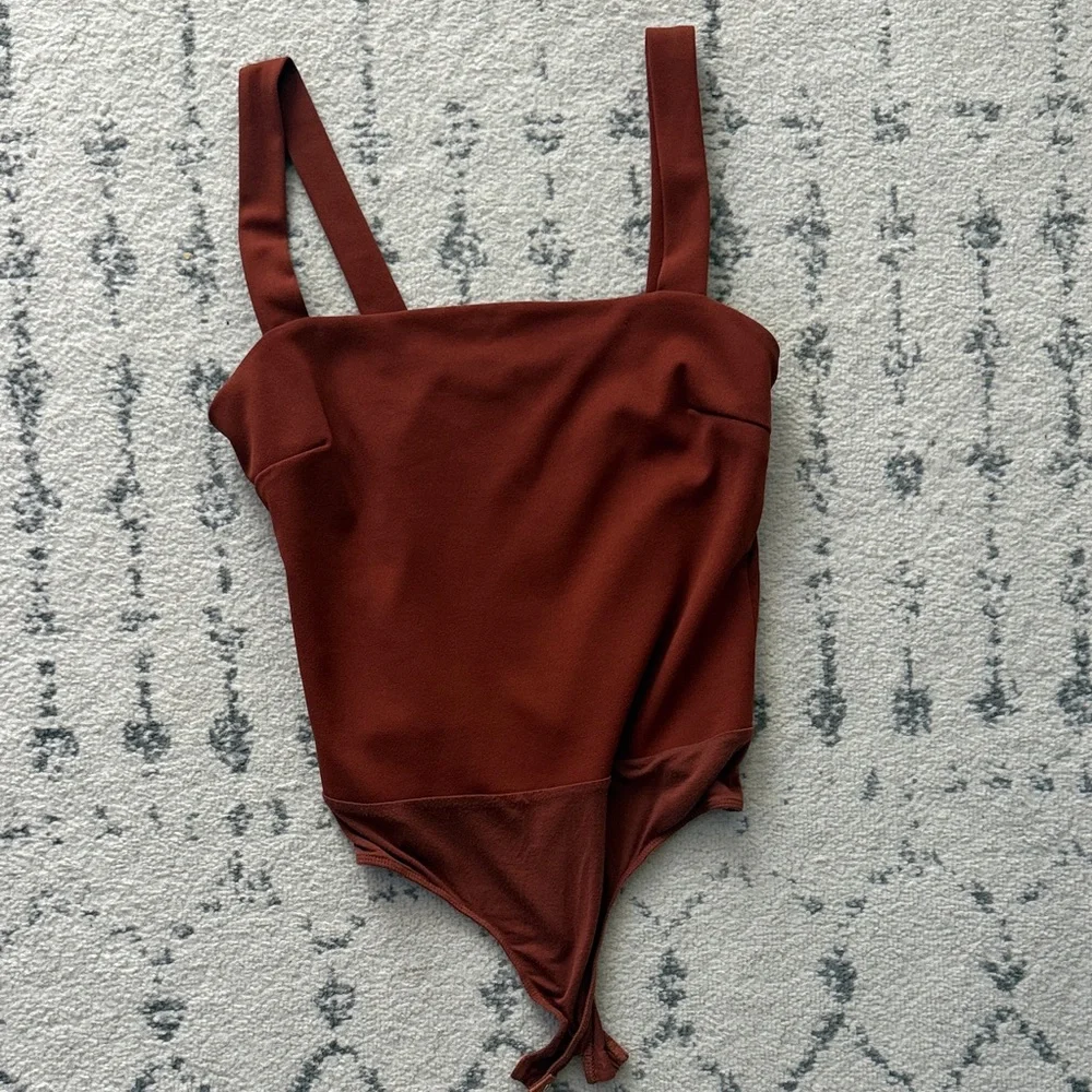 Lulu's Rust Red Square-Neck Ribbed Bodysuit - Picture 4 of 4